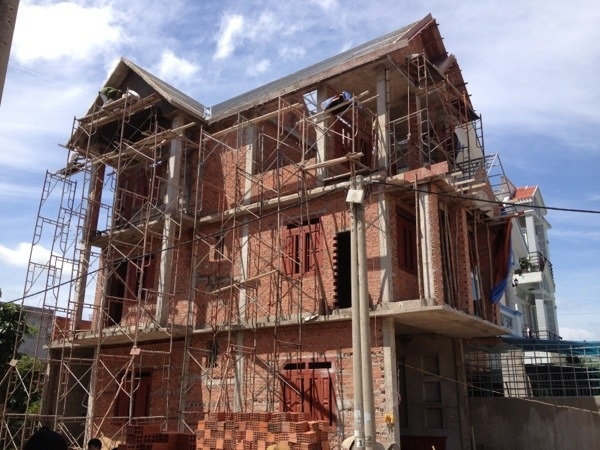 Thực tế, xây nhà vào mùa khô sẽ giúp quá trình thi công diễn ra thuận lợi hơn