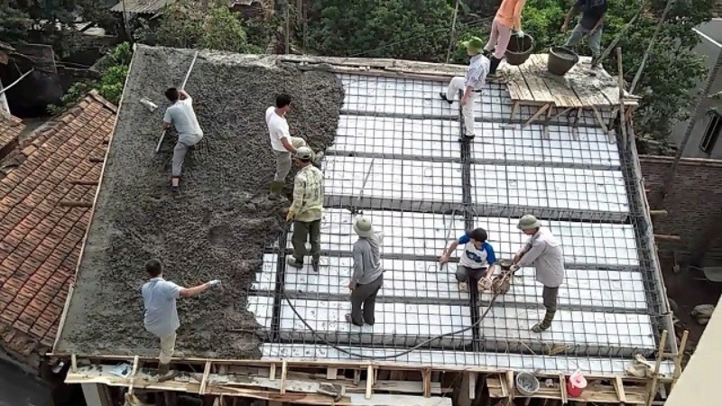 Lựa chọn cách bố trí thép mái dốc phù hợp