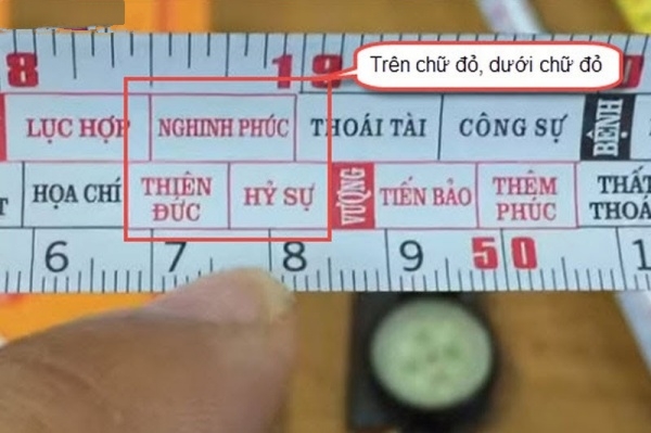 Thước lỗ ban khi dùng để đo chiều cao tầng nếu rơi vào số có chữ đỏ cả trên và dưới là tốt