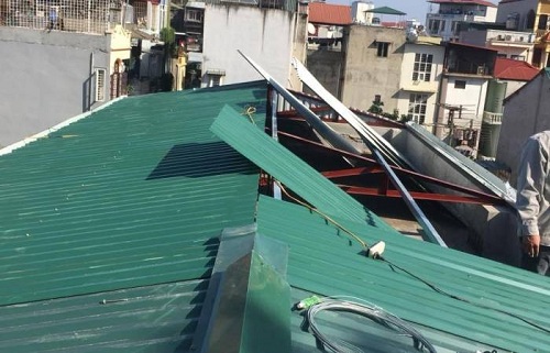 gia-ban-mai-ton Tùy vào từng loại tôn mà bảng giá sẽ khác nhau