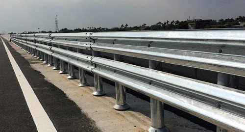 hanh-lang Dựa vào tiêu chuẩn tôn có thể đánh giá được chất lượng