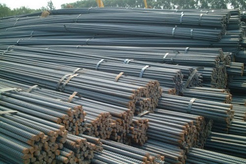 Sắt phi 8 được xếp thành nhiều bó